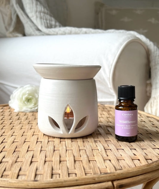 ESSENTIAL OIL BURNER