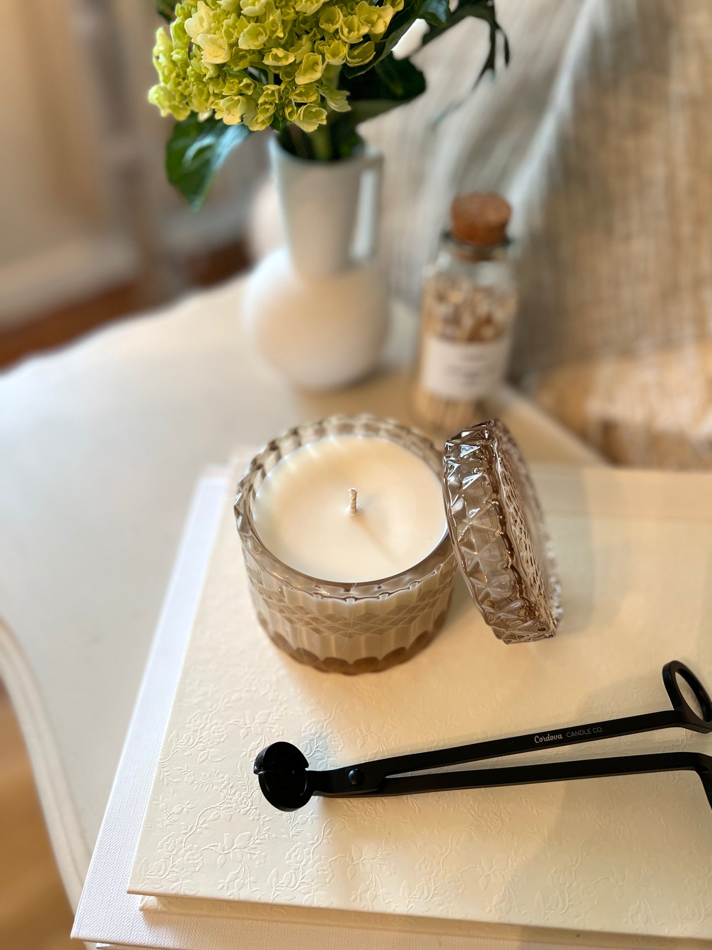 MADAGASCAR VANILLA & SANDALWOOD