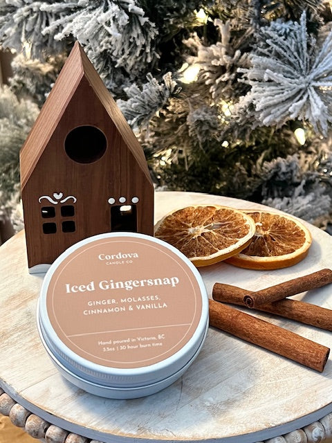 ICED GINGERBREAD - TRAVEL CANDLE